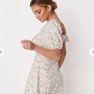 Cream MilkMaid Skater Dress Floral Size 10